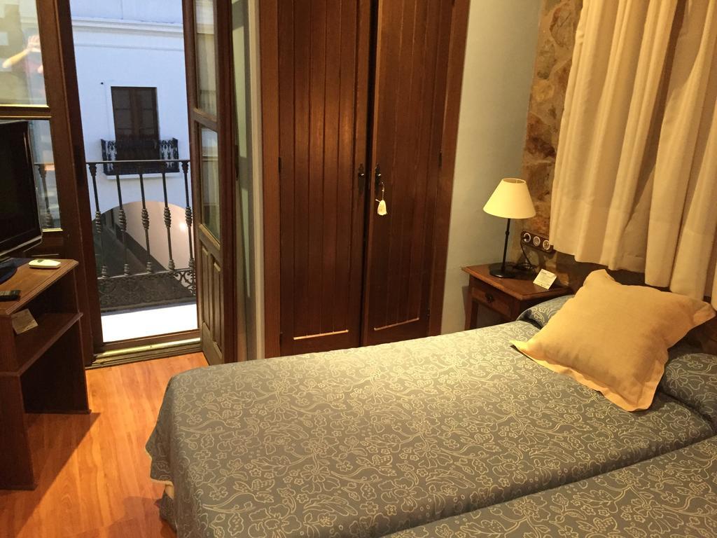 Hostal Dosca Olivenza Kültér fotó
